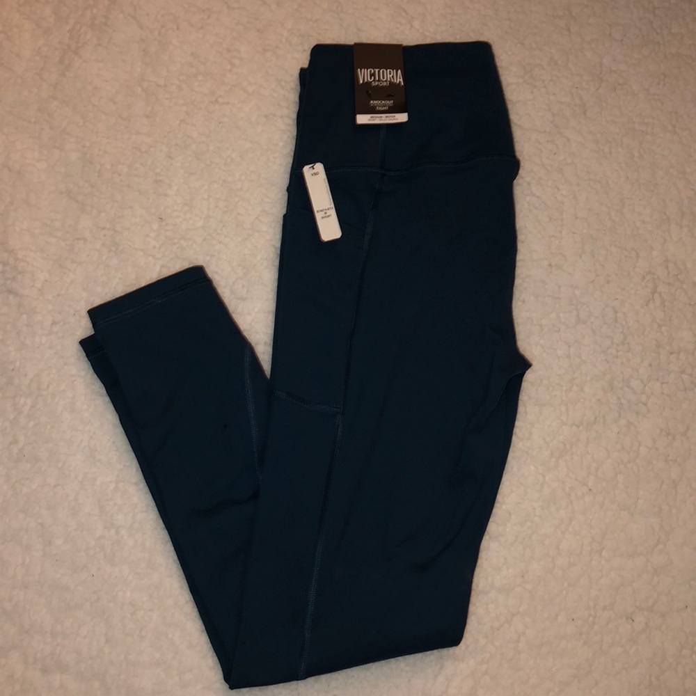 BNWT VS KNOCKOUT Tight